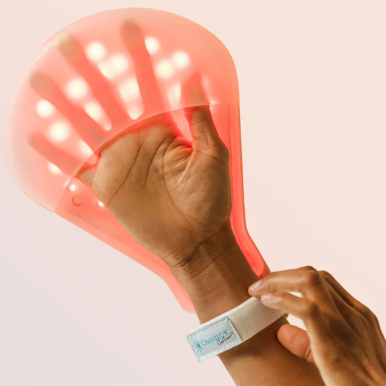 Omnilux Contour LED Glove